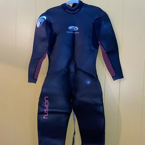 Blue70 Women's Triathlon Fusion Wetsuit